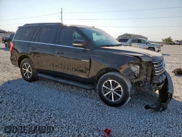 ✅ 2018 Ford Expedition XLT • VIN: 1FMJU1HT8JEA15519 • Lot: 85301665. Listed on Copart with 134,380 mi. Free auction sales archive from the USA and detailed vehicle history report at DreamBid. Image 4.