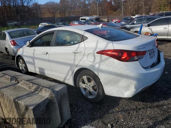 ✅ 2012 Hyundai Elantra Limited • VIN: 5NPDH4AE0CH116351 • Lot: 92829795. Listed on Copart with 194,825 mi. Free auction sales archive from the USA and detailed vehicle history report at DreamBid. Image 2.