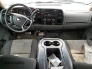 ✅ 2008 Chevrolet Silverado 2500HD • VIN: 1GBHK29658E112182 • Лот: 62893744. Опубликован ранее на Copart с пробегом 149 482 миль. Бесплатный доступ к архиву аукционных продаж из США и подробный отчёт об истории автомобиля на DreamBid. Изображение 8.