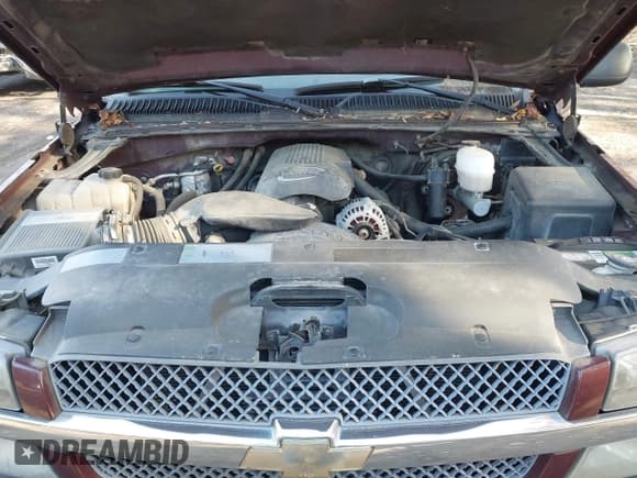 ✅ 2003 Chevrolet Silverado 1500 LS • VIN: 2GCEC19T731137235 • Лот: 43697659. Опубликован ранее на IAAI с пробегом 200 000 миль. Бесплатный доступ к архиву аукционных продаж из США и подробный отчёт об истории автомобиля на DreamBid. Изображение 10.