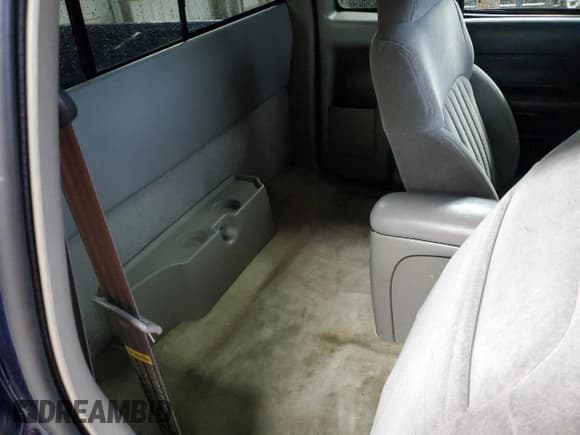 ✅ 2000 Chevrolet S-10 LS • VIN: 1GCDT19W4Y8222219 • Lot: 87462225. Listed on Copart with 81,056 mi. Free auction sales archive from the USA and detailed vehicle history report at DreamBid. Image 10.