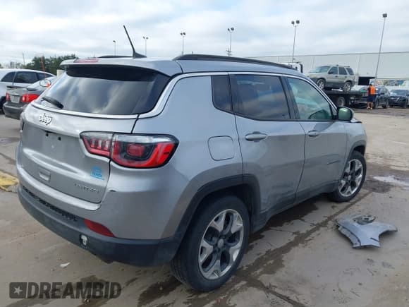 ✅ 2019 Jeep Compass Limited • VIN: 3C4NJCCB2KT662332 • Lot: 41066402. Listed on IAAI with 148,324 mi. Free auction sales archive from the USA and detailed vehicle history report at DreamBid. Image 4.