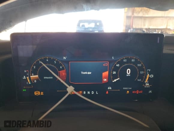 ✅ 2024 Ford Mustang EcoBoost Premium • VIN: 1FAGP8UH4R5118812 • Lot: 91237965. Listed on Copart with 10,682 mi. Free auction sales archive from the USA and detailed vehicle history report at DreamBid. Image 9.