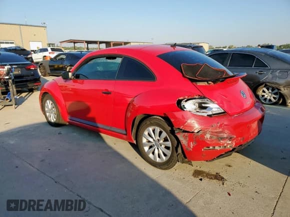 ✅ 2018 Volkswagen Beetle S • VIN: 3VWFD7AT8JM718231 • Lot: 80254985. Wystawiony na Copart z przebiegiem 48 457 mil. Bezpłatny archiwum sprzedaży aukcyjnych z USA i szczegółowy raport historii pojazdu na DreamBid. Zdjęcie 2.