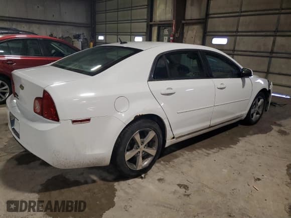 ✅ 2011 Chevrolet Malibu 1LT • VIN: 1G1ZC5E16BF225416 • Lot: 43257495. Wystawiony na Copart z przebiegiem 101 649 mil. Bezpłatny archiwum sprzedaży aukcyjnych z USA i szczegółowy raport historii pojazdu na DreamBid. Zdjęcie 3.