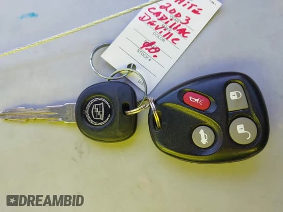 ✅ 2003 Cadillac DeVille • VIN: 1G6KD54Y43U185776 • Lot: 43408996. Wystawiony na IAAI z przebiegiem 96 592 mil. Bezpłatny archiwum sprzedaży aukcyjnych z USA i szczegółowy raport historii pojazdu na DreamBid. Zdjęcie 11.