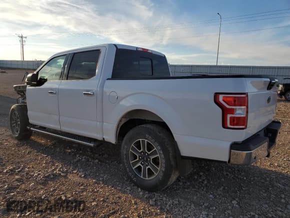 ✅ 2019 Ford F-150 XLT • VIN: 1FTEW1E44KFA96480 • Лот: 70942755. Опубликован ранее на Copart с пробегом 135 710 миль. Бесплатный доступ к архиву аукционных продаж из США и подробный отчёт об истории автомобиля на DreamBid. Изображение 2.