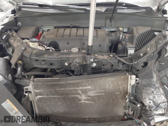 ✅ 2016 GMC Acadia SLE • VIN: 1GKKRPKD2GJ179156 • Lot: 42682281. Wystawiony na IAAI z przebiegiem 130 433 mil. Bezpłatny archiwum sprzedaży aukcyjnych z USA i szczegółowy raport historii pojazdu na DreamBid. Zdjęcie 10.