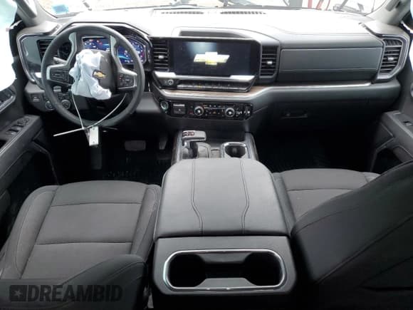 ✅ 2025 Chevrolet Silverado 1500 • VIN: 1GCVKDE87SZ123248 • Лот: 52758545. Опубликован ранее на Copart с пробегом 3 600 миль. Бесплатный доступ к архиву аукционных продаж из США и подробный отчёт об истории автомобиля на DreamBid. Изображение 8.