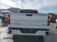 ✅ 2021 Chevrolet Silverado 1500 RST • VIN: 3GCPWDED5MG247323 • Lot: 76364264. Wystawiony na Copart z przebiegiem 70 177 mil. Bezpłatny archiwum sprzedaży aukcyjnych z USA i szczegółowy raport historii pojazdu na DreamBid. Zdjęcie 6.