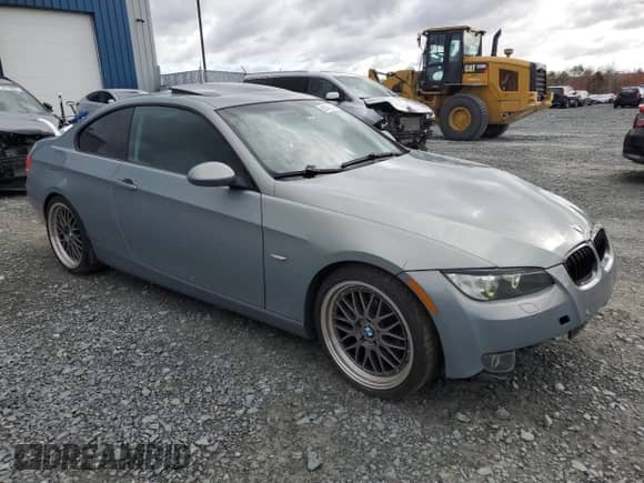 2007 BMW 3 Series 328xi с VIN WBAWC33517PD07950, выставлен на аукционе Copart как лот 85705315 с пробегом 200 867 миль миль и Чистый • Clean title. История ставок и продаж доступна на DreamBid. Изображение 4.