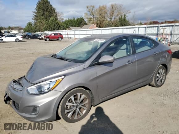 ✅ 2017 Hyundai Accent SE • VIN: KMHCT4AE7HU379715 • Лот: 79647604. Опубликован ранее на Copart с пробегом 70 690 миль. Бесплатный доступ к архиву аукционных продаж из США и подробный отчёт об истории автомобиля на DreamBid. Изображение 1.