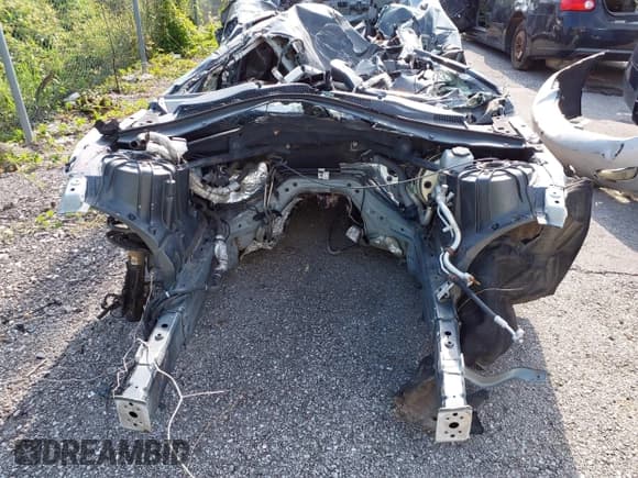 ✅ 2017 Chevrolet Camaro 1SS • VIN: 1G1FE1R73H0167636 • Lot: 39606951. Wystawiony na IAAI z przebiegiem Nie podano. Bezpłatny archiwum sprzedaży aukcyjnych z USA i szczegółowy raport historii pojazdu na DreamBid. Zdjęcie 10.