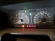 ✅ 1996 Isuzu Trooper • VIN: JACDJ58V3T7915768 • Lot: 67625145. Listed on Copart with 126,139 mi. Free auction sales archive from the USA and detailed vehicle history report at DreamBid. Image 9.