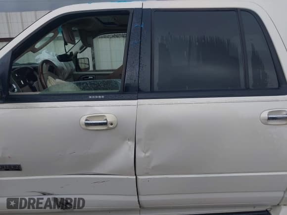 ✅ 2008 Ford Expedition Max Limited • VIN: 1FMFK19558LA12319 • Lot: 42688322. Wystawiony na IAAI z przebiegiem Nie podano. Bezpłatny archiwum sprzedaży aukcyjnych z USA i szczegółowy raport historii pojazdu na DreamBid. Zdjęcie 15.