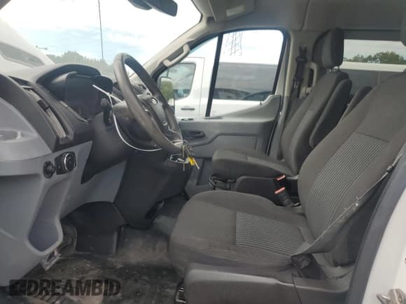 ✅ 2018 Ford Transit XL • VIN: 1FMZK1YM4JKA22910 • Lot: 80673935. Wystawiony na Copart z przebiegiem 52 816 mil. Bezpłatny archiwum sprzedaży aukcyjnych z USA i szczegółowy raport historii pojazdu na DreamBid. Zdjęcie 7.