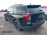 ✅ 2022 Ford Explorer ST-Line • VIN: 1FMSK8KH7NGC15129 • Lot: 42741177. Listed on IAAI with 83,674 mi. Free auction sales archive from the USA and detailed vehicle history report at DreamBid. Image 3.