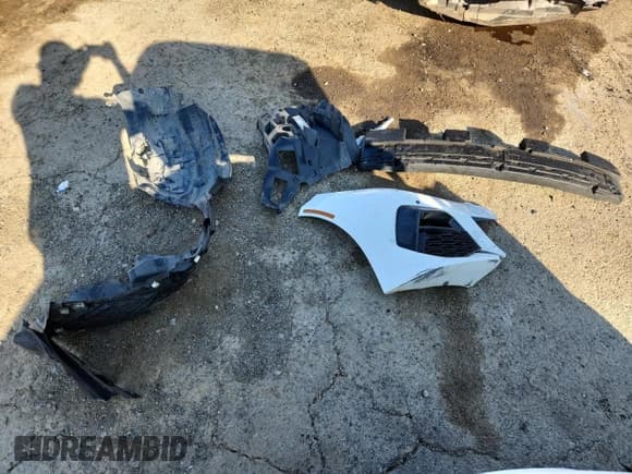 ✅ 2022 BMW 2 Series 228i • VIN: WBA53AK00N7K71264 • Lot: 84657025. Wystawiony na Copart z przebiegiem 55 126 mil. Bezpłatny archiwum sprzedaży aukcyjnych z USA i szczegółowy raport historii pojazdu na DreamBid. Zdjęcie 12.