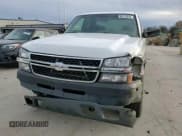 ✅ 2006 Chevrolet Silverado 2500HD Work Truck • VIN: 1GCHK29226E117541 • Лот: 85210894. Опубликован ранее на Copart с пробегом 323 223 миль. Бесплатный доступ к архиву аукционных продаж из США и подробный отчёт об истории автомобиля на DreamBid. Изображение 10.