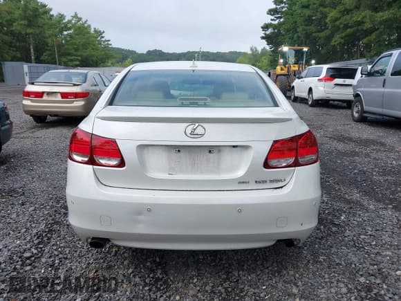 ✅ 2011 Lexus GS 350 • VIN: JTHCE1KS4B0028341 • Lot: 42989103. Listed on IAAI with 232,866 mi. Free auction sales archive from the USA and detailed vehicle history report at DreamBid. Image 16.