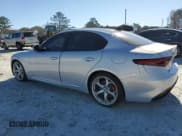 ✅ 2021 Alfa Romeo Giulia Ti Sport • VIN: ZARFAMBN1M7649879 • Lot: 46596065. Wystawiony na Copart z przebiegiem 13 808 mil. Bezpłatny archiwum sprzedaży aukcyjnych z USA i szczegółowy raport historii pojazdu na DreamBid. Zdjęcie 2.