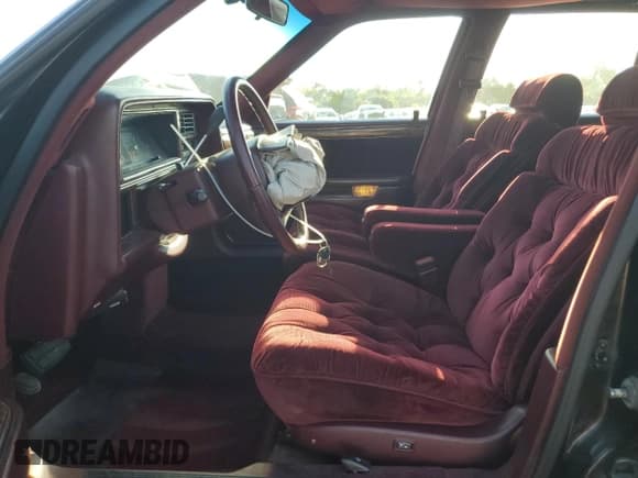 ✅ 1990 Chrysler New Yorker • VIN: 1C3XY66R3LD896814 • Lot: 81225565. Listed on Copart with 95,855 mi. Free auction sales archive from the USA and detailed vehicle history report at DreamBid. Image 7.