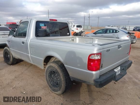 ✅ 2004 Ford Ranger XL • VIN: 1FTYR10DX4PB13422 • Lot: 43798717. Listed on IAAI with 109,955 mi. Free auction sales archive from the USA and detailed vehicle history report at DreamBid. Image 3.