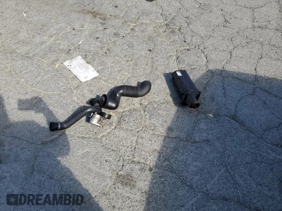 ✅ 2001 BMW 3 Series 330Ci • VIN: WBABS534X1JU82354 • Lot: 70211435. Listed on Copart with 104,461 mi. Free auction sales archive from the USA and detailed vehicle history report at DreamBid. Image 12.