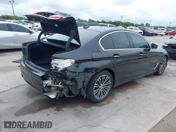 ✅ 2018 BMW 5 Series 540i • VIN: WBAJE5C51JWA98514 • Lot: 41963168. Listed on IAAI with 78,755 mi. Free auction sales archive from the USA and detailed vehicle history report at DreamBid. Image 4.