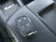 ✅ 2019 Chevrolet Silverado 1500 LT • VIN: 1GCPYDEK9KZ387882 • Lot: 41156154. Wystawiony na IAAI z przebiegiem 174 267 mil. Bezpłatny archiwum sprzedaży aukcyjnych z USA i szczegółowy raport historii pojazdu na DreamBid. Zdjęcie 11.