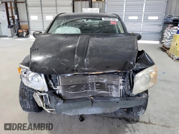 ✅ 2008 Dodge Caliber SE • VIN: 1B3HB28BX8D738697 • Lot: 85587395. Wystawiony na Copart z przebiegiem 218 628 mil. Bezpłatny archiwum sprzedaży aukcyjnych z USA i szczegółowy raport historii pojazdu na DreamBid. Zdjęcie 5.