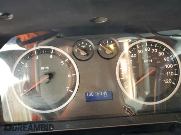 ✅ 2010 Dodge 1500 SLT • VIN: 1D7RB1GT4AS223760 • Lot: 89615805. Wystawiony na Copart z przebiegiem 138 161 mil. Bezpłatny archiwum sprzedaży aukcyjnych z USA i szczegółowy raport historii pojazdu na DreamBid. Zdjęcie 9.