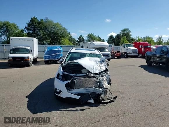 ✅ 2020 Chevrolet Traverse LT • VIN: 1GNEVHKW9LJ322665 • Lot: 81523295. Wystawiony na Copart z przebiegiem Nie podano. Bezpłatny archiwum sprzedaży aukcyjnych z USA i szczegółowy raport historii pojazdu na DreamBid. Zdjęcie 15.