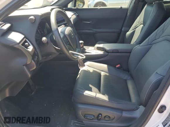 ✅ 2023 Lexus UX 250h Premium • VIN: JTHP9JBH0P2067112 • Lot: 68826585. Listed on Copart with 12,341 mi. Free auction sales archive from the USA and detailed vehicle history report at DreamBid. Image 7.