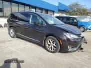✅ 2018 Chrysler Pacifica Touring L Plus • VIN: 2C4RC1EG3JR227362 • Лот: 82004145. Опубликован ранее на Copart с пробегом 119 791 миль. Бесплатный доступ к архиву аукционных продаж из США и подробный отчёт об истории автомобиля на DreamBid. Изображение 4.