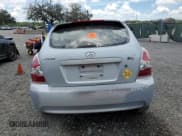 ✅ 2007 Hyundai Accent GS • VIN: KMHCM36C77U053586 • Лот: 64237215. Опубликован ранее на Copart с пробегом 157 822 миль. Бесплатный доступ к архиву аукционных продаж из США и подробный отчёт об истории автомобиля на DreamBid. Изображение 6.