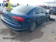 ✅ 2018 Volkswagen Passat SE • VIN: 1VWBA7A36JC040183 • Lot: 42338088. Wystawiony na IAAI z przebiegiem 86 591 mil. Bezpłatny archiwum sprzedaży aukcyjnych z USA i szczegółowy raport historii pojazdu na DreamBid. Zdjęcie 4.