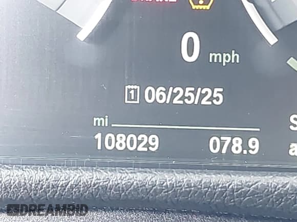 ✅ 2015 BMW M4 • VIN: WBS3R9C59FK329932 • Лот: 42721629. Опубликован ранее на IAAI с пробегом 108 029 миль. Бесплатный доступ к архиву аукционных продаж из США и подробный отчёт об истории автомобиля на DreamBid. Изображение 15.