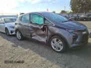 ✅ 2023 Chevrolet Bolt EV 1LT • VIN: 1G1FW6S01P4193375 • Lot: 49998055. Wystawiony na Copart z przebiegiem 33 958 mil. Bezpłatny archiwum sprzedaży aukcyjnych z USA i szczegółowy raport historii pojazdu na DreamBid. Zdjęcie 4.