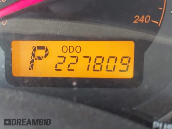 ✅ 2010 Toyota Corolla S • VIN: 1NXBU4EE9AZ205444 • Lot: 43545580. Listed on IAAI with 227,809 mi. Free auction sales archive from the USA and detailed vehicle history report at DreamBid. Image 16.