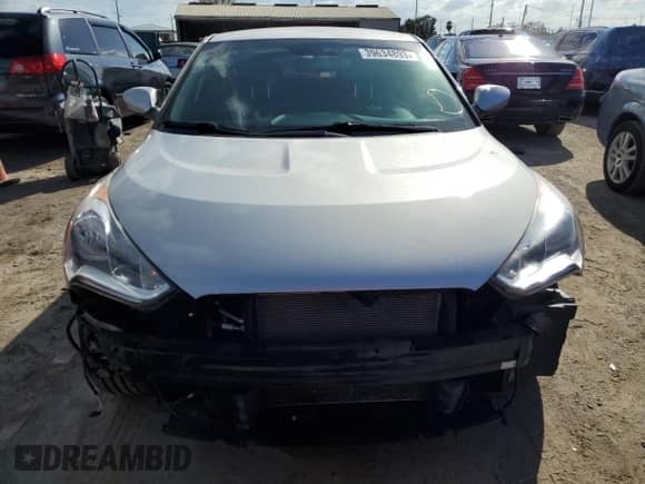 2017 Hyundai Veloster z VIN KMHTC6AD8HU305805, wystawiony jako Copart lot #39634893 z przebiegiem 109 899 mil mil oraz . Historia ofert i sprzedaży dostępna na DreamBid. Obrazek 5.