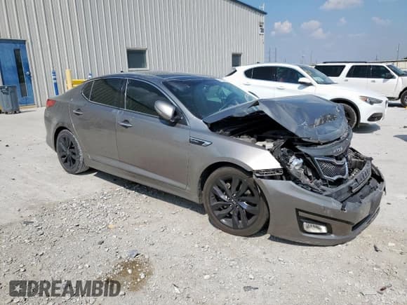 ✅ 2015 Kia Optima SX Turbo • VIN: 5XXGR4A69FG496731 • Lot: 69705365. Listed on Copart with 139,271 mi. Free auction sales archive from the USA and detailed vehicle history report at DreamBid. Image 4.