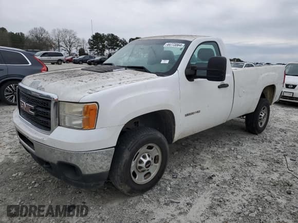 ✅ 2014 GMC Sierra 1500 • VIN: 1GT01ZC88EF185972 • Лот: 44773564. Опубликован ранее на Copart с пробегом 369 968 миль. Бесплатный доступ к архиву аукционных продаж из США и подробный отчёт об истории автомобиля на DreamBid. Изображение 1.