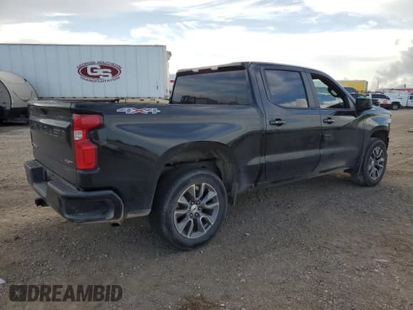 ✅ 2019 Chevrolet Silverado 1500 RST • VIN: 1GCUYEEDXKZ141613 • Lot: 69301784. Wystawiony na Copart z przebiegiem Nie podano. Bezpłatny archiwum sprzedaży aukcyjnych z USA i szczegółowy raport historii pojazdu na DreamBid. Zdjęcie 3.