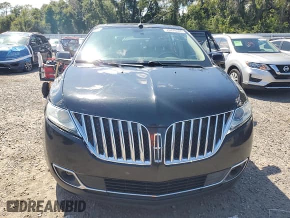 ✅ 2014 Lincoln MKX • VIN: 2LMDJ6JKXEBL12284 • Lot: 70476395. Wystawiony na Copart z przebiegiem 144 067 mil. Bezpłatny archiwum sprzedaży aukcyjnych z USA i szczegółowy raport historii pojazdu na DreamBid. Zdjęcie 5.