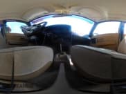 ✅ 1990 Volvo 240 • VIN: YV1AA8842L1424134 • Lot: 42626072. Wystawiony na IAAI z przebiegiem 87 728 mil. Bezpłatny archiwum sprzedaży aukcyjnych z USA i szczegółowy raport historii pojazdu na DreamBid. Zdjęcie 19.