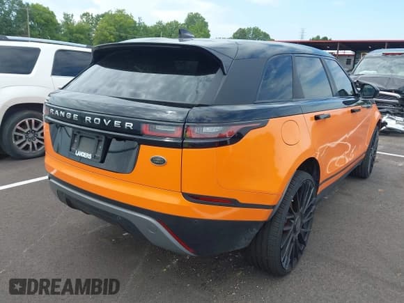 ✅ 2018 Land Rover Range Rover Velar S • VIN: SALYB2RN1JA723478 • Lot: 42685333. Listed on IAAI with 98,616 mi. Free auction sales archive from the USA and detailed vehicle history report at DreamBid. Image 4.