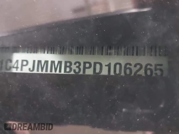 ✅ 2023 Jeep Cherokee Altitude Lux • VIN: 1C4PJMMB3PD106265 • Lot: 41492757. Wystawiony na IAAI z przebiegiem 25 270 mil. Bezpłatny archiwum sprzedaży aukcyjnych z USA i szczegółowy raport historii pojazdu na DreamBid. Zdjęcie 9.