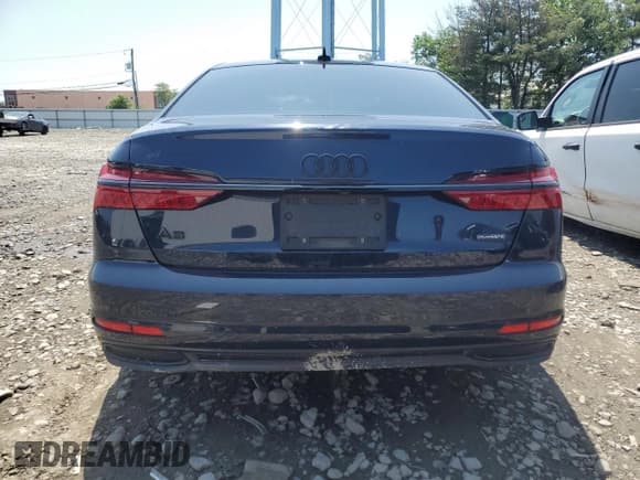 ✅ 2021 Audi A6 Premium Plus • VIN: WAUE3AF21MN065702 • Lot: 61804425. Wystawiony na Copart z przebiegiem 45 024 mil. Bezpłatny archiwum sprzedaży aukcyjnych z USA i szczegółowy raport historii pojazdu na DreamBid. Zdjęcie 6.