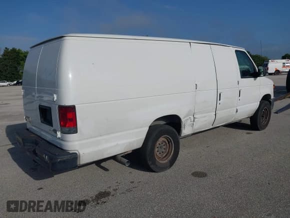 ✅ 2012 Ford Econoline Cargo Super Duty Commercial • VIN: 1FTSS3EL8CDA09954 • Lot: 41956151. Listed on IAAI with 298,467 mi. Free auction sales archive from the USA and detailed vehicle history report at DreamBid. Image 4.